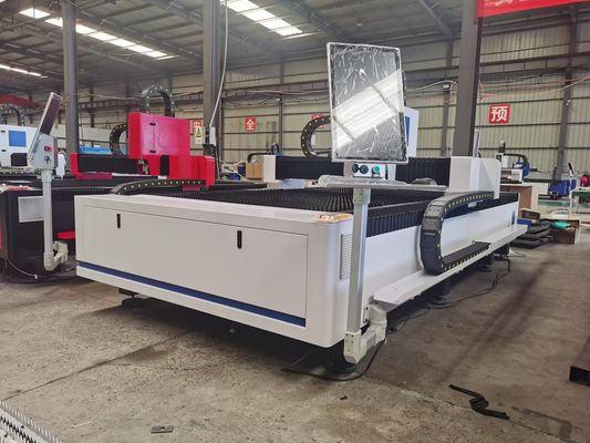 1000W-6000W โลหะ 3015 ไฟเบอร์เลเซอร์ Cutter เครื่องตัดเลเซอร์สําหรับเหล็ก เหล็กเหล็ก อลูมิเนียม ทองแดงแผ่นตัด