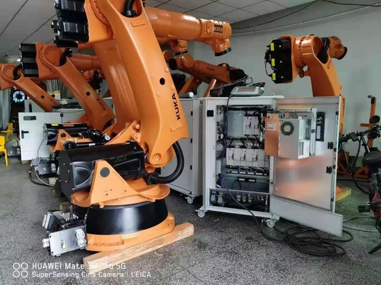 เครื่องเชื่อมเลเซอร์ไฟเบอร์จากสแตนเลส พร้อมแขนหุ่นยนต์อัตโนมัติ KUKA