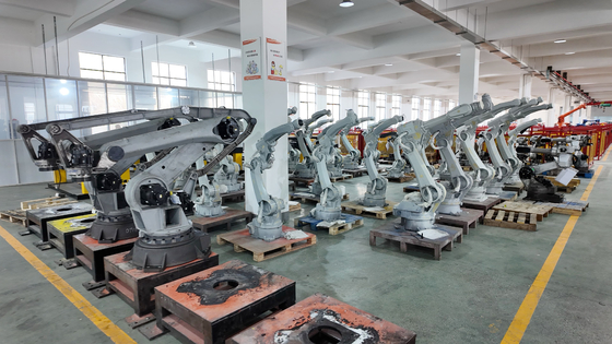 6 Axis Robot Arm อัตโนมัติ ไฟเบอร์ 3D เครื่องตัดเลเซอร์สําหรับสแตนเลส