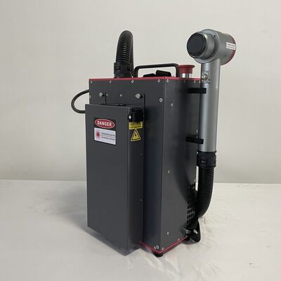 เครื่องทำความสะอาดเลเซอร์แบบพัลส์ไฟเบอร์แบบพกพา 200W สำหรับขจัดสนิม สี และน้ำมัน
