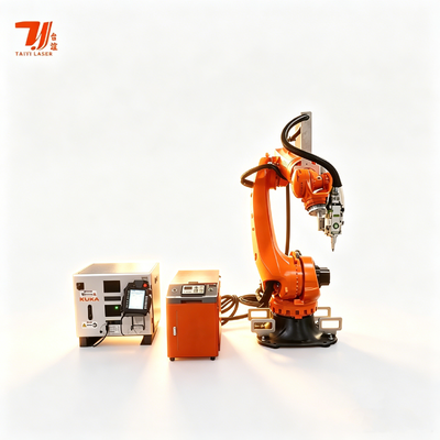 อัตโนมัติ 4000W IPG ไฟเบอร์เลเซอร์ปัดหุ่นยนต์ KUKA 6-Axis สําหรับ EV แบตเตอรี่เทรย์และองค์ประกอบโครงสร้าง